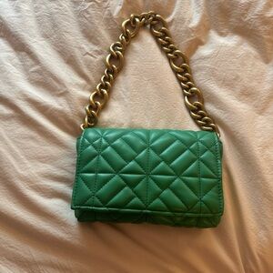 Zara Quilted Chain Strap Shoulder Bag in Green
